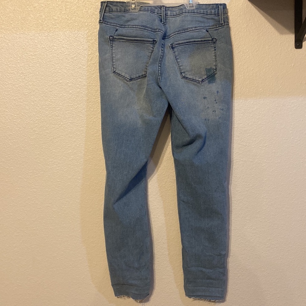 Mossimo Jeans - Picture 2 of 3